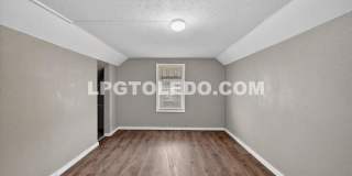 3905 Peru St. Gallery 9