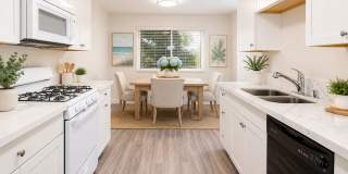 Tranquil 3 Bed,2 Bath Condo with Garage + Parking space, Central Air, Washer & Dryer - 15 min to the BEACH! Tranquil 3 Bed,2 Bath Condo with Garage + Parking space, Central Air, Washer & Dryer - 15 min to the BEACH! Gallery 1