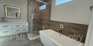 134 East Elgin Street Gallery 12