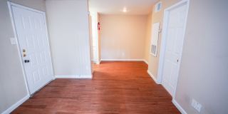 La Esencia Gallery 12