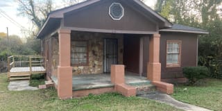 558 Cleveland Street Gallery 1