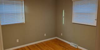Fully Updated 3 Bedroom - 1 bathroom home - $3,000 Gallery 19
