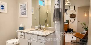 2436 Forest Avenue Gallery 18