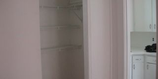 13 Becket Street Gallery 12