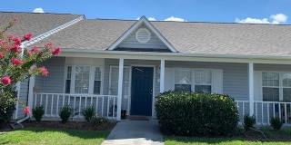 1103 Courtyard W Gallery 1