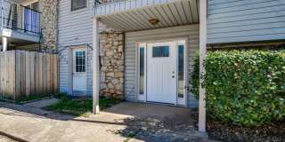 *******SECTION 8 APPROVED PROPERTY********Cute 2 Bed 1.5 Bath Condo In NW Expressway Gallery 3
