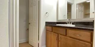 2 Bedroom, 2 Bath, Downstairs Condo! Gallery 23