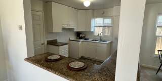 Great 2 Bedroom Corner Lot House Seaside Gallery 1