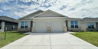 NEW CONSTRUCTION DUPLEX! NEW CONSTRUCTION DUPLEX! Gallery 1