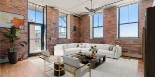 1 BED 1 BATH 2 PARKING SPOTS ACROSS FROM ROCKIE'S STADIUM! Gallery 1