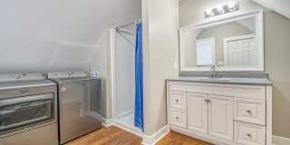 Spacious 4 Bedroom / 2 Bath Single-Family Home – Prime Location Near Downtown GR Gallery 16