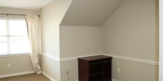 1601 W Henderson Gallery 12