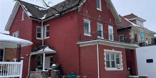 856 Niagara Street unit: Upper Front Gallery 1