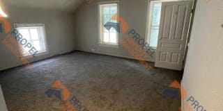 411 West 3rd Street - 2 Gallery 1