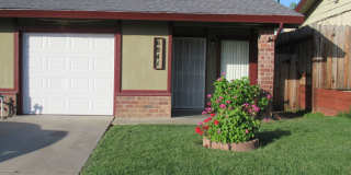 2 BED 2 BATH DUPLEX FOR RENT Gallery 1