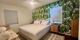 FULLY FURNISHED 2/2 OLD NE BUNGALOW - lease term through March 2027 Gallery 25