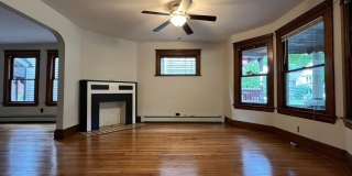 1872 W 47th Street Gallery 4