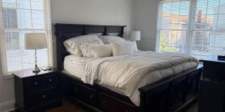 326 E Walnut Street Gallery 9