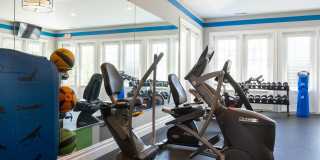 Huntley Manor Gallery 39