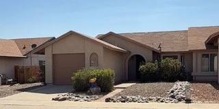 Community Pool_Great Views_Harrison/Escalante_Garage Gallery 1
