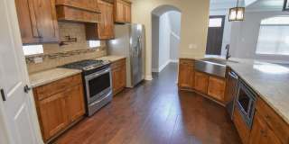 STUNNING 4 Bedroom, 2.5 Bathroom, 2 Car Garage In Fayetteville, AR Gallery 5