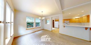 Great Location!  Quiet Neighborhood! Gallery 5