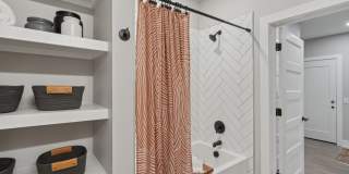 900 Willow Gallery 9