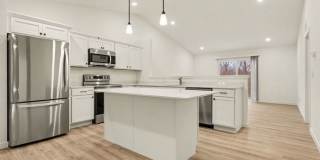 8221 Crestbrook Court Gallery 3