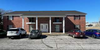 2027, 2037 S River St Gallery 1