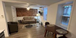 1646 Newton St NW #B Gallery 3