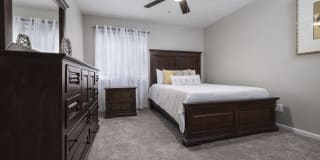 Cross Creek Apartments Gallery 15