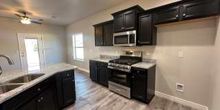 Beautiful 2024 Built 3 Bedroom, 2 bathroom home with RV Parking Gallery 46