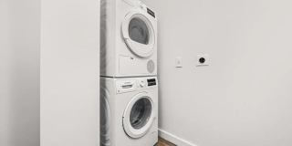 186 First Avenue Gallery 6