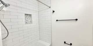 3/2 Duplex Conveniently Situated in an Established Neighborhood! Gallery 16