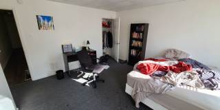 SPACIOUS 4 BEDROOM IN THE HEART OF OAKLAND - AVAILABLE FOR AUGUST Gallery 28