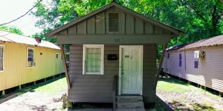 822 North Van Buren Street Gallery 1