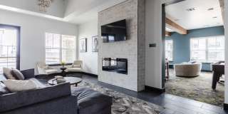 Ladora Modern Apartments Gallery 16