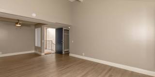 Avante Gallery 22