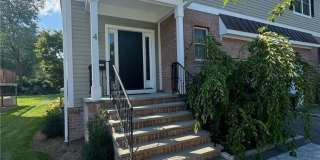 4 Rose Avenue Gallery 1