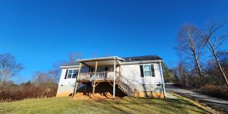Weaverville Rental Gallery 1
