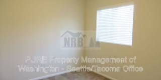 1917 201st St E Gallery 17