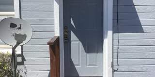 1 bed 1 bath apartment on Oregon Avenue Gallery 1