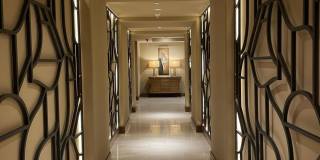 7175 E Camelback Road Gallery 29