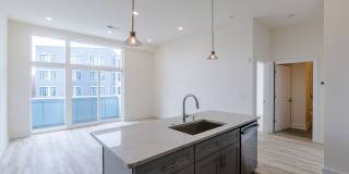 Luxury Northern Liberties Condo Gallery 1