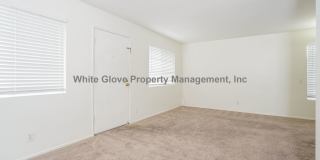 Charming Studio Condo with Garage in Desirable Las Palmas Community Gallery 7