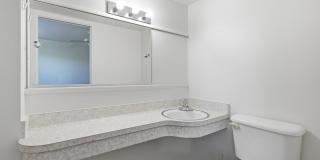 3BR/4BA Professional Retreat with Private Desert Oasis Gallery 13