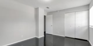 4543 Moncrief Road West Gallery 7