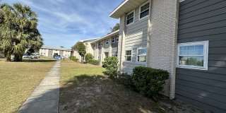 836 sky Lake Circle Gallery 4