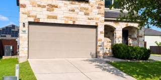 Open design in Northeast Crossing on large CORNER LOT! 3 bedrooms + study/2.5 baths/game room/2-car garage Open design in Northeast Crossing on large CORNER LOT! 3 bedrooms + study/2.5 baths/game room/2-car garage Gallery 1