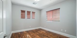 Beautiful Townhome in Summerlin Gallery 22